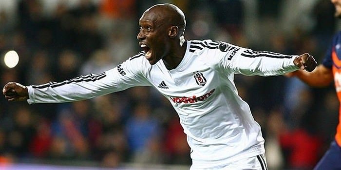 3 yıl daha Beşiktaş’ta