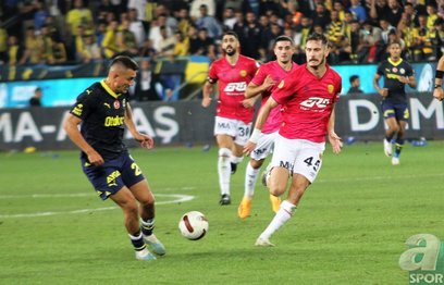 TRANSFER HABERİ - Galatasaray istiyordu Fenerbahçe devreye girdi! Manchester United’ın yıldızı geliyor