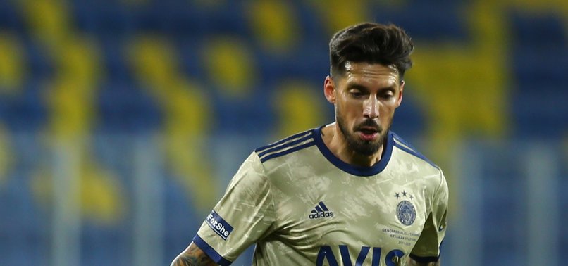 Fenerbahçe'de Jose Sosa golle döndü