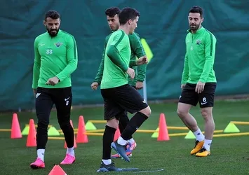 Akhisarspor'un kampı transfersiz bitti