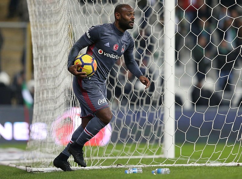 Vagner Love’dan ayrılık sinyali