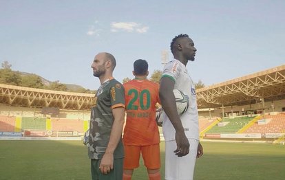 Alanyaspor yeni sezon formalarını tanıttı!