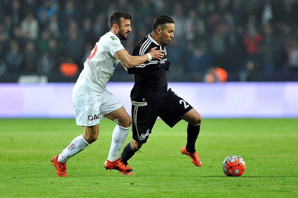 Beşiktaş’ın yıldızı İngiltere’ye transfer oldu