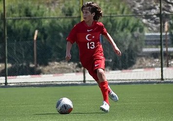 Galatasaray'a genç yetenek!