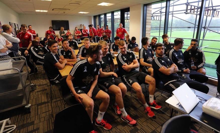 Futbolda yeni moda uyku kabinleri