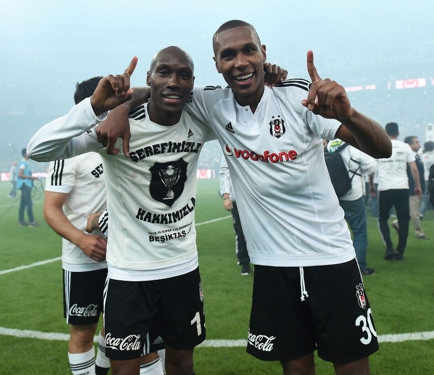 Atiba’dan Beşiktaş için büyük jest!