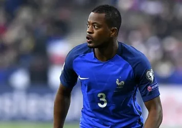 Patrice Evra savaşı! G.Saray'dan sonra...