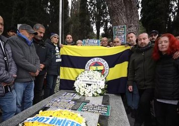 Lefter Küçükandonyadis kabri başında anıldı!