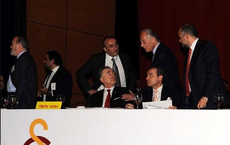 Galatasaray’a bir şok da UEFA’dan! Resmen...