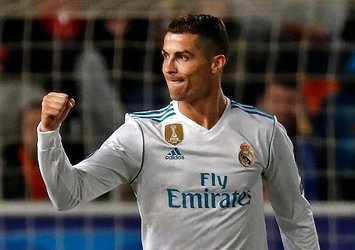 Ronaldo’dan Devler Lig’nde bir rekor daha
