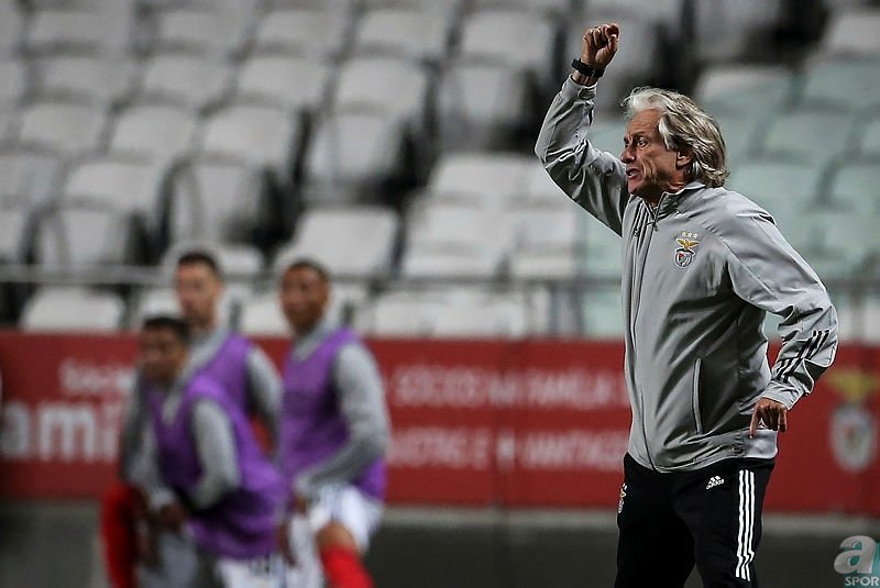 FENERBAHÇE HABERLERİ - Jorge Jesus 2.5 ay takımı izledi! O bölgelere takviye şart dedi