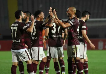 Göztepe'de yedeklere alkış