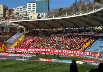 G.Saray taraftarı Çanakkale Şehitlerini unutmadı!