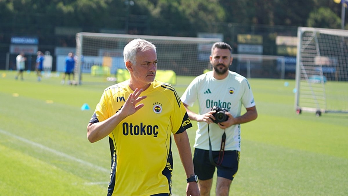 TRANSFER HABERİ: Fenerbahçe'nin yeni yıldızı Real Madrid'den! İşte bonservis bedeli TRANSFER HABERİ: Fenerbahçe'nin yeni yıldızı Real Madrid'den! İşte bonservis bedeli