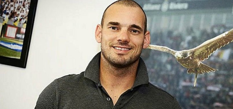 Wesley Sneijder Medipol Başakşehir maçı için İstanbul’a geliyor