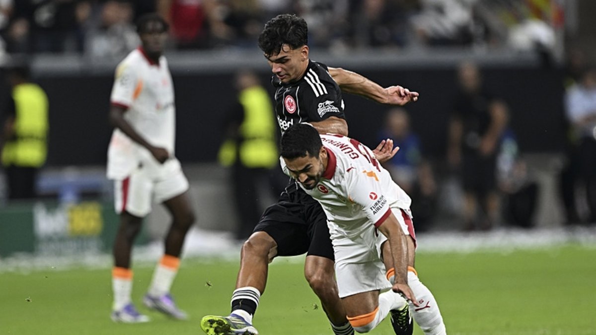 Eintracht Frankfurt-Galatasaray maçı sonrası flaş sözler! Eintracht Frankfurt-Galatasaray maçı sonrası flaş sözler!