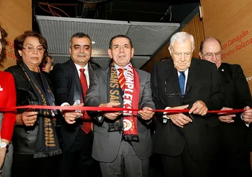Canaydın kalbimizde