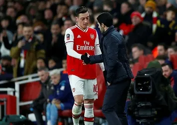Diriliş Mesut!