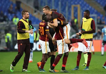 Galatasaray ve Fenerbahçe o yıldızın peşinde