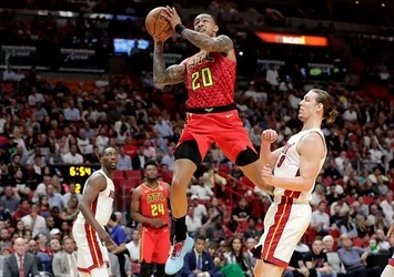 John Collins'e 25 maç ceza