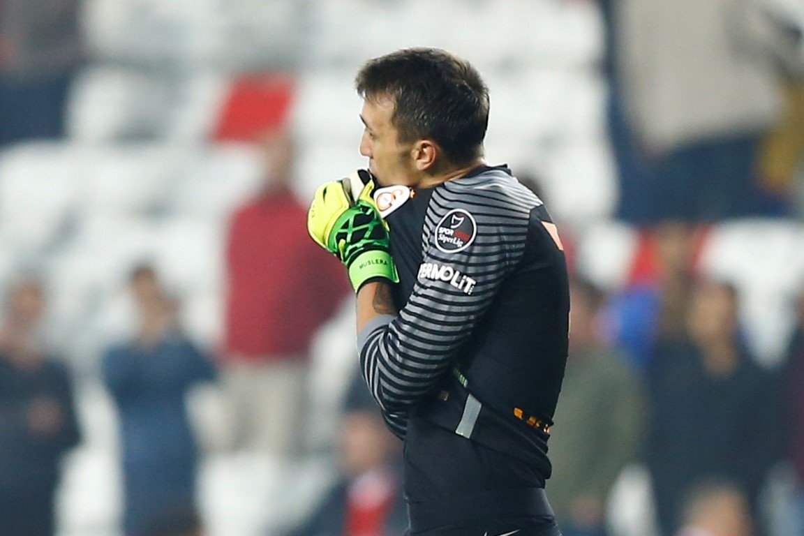 Galatasaray’da flaş Muslera kararı
