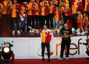 Yuto Nagatomo'dan rest!