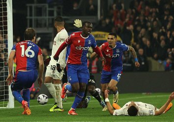 Crystal Palace ManU'yu bozguna uğrattı