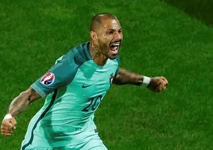 Çeyrek final bileti Quaresma'dan