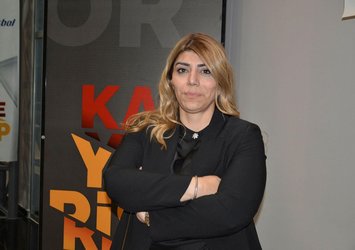 Berna Gözbaşı'dan hakem kararlarına tepki