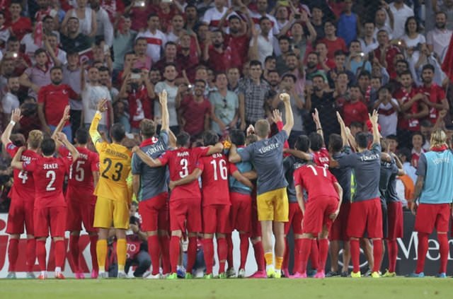 Hangi futbolcu ne kadar prim aldı?