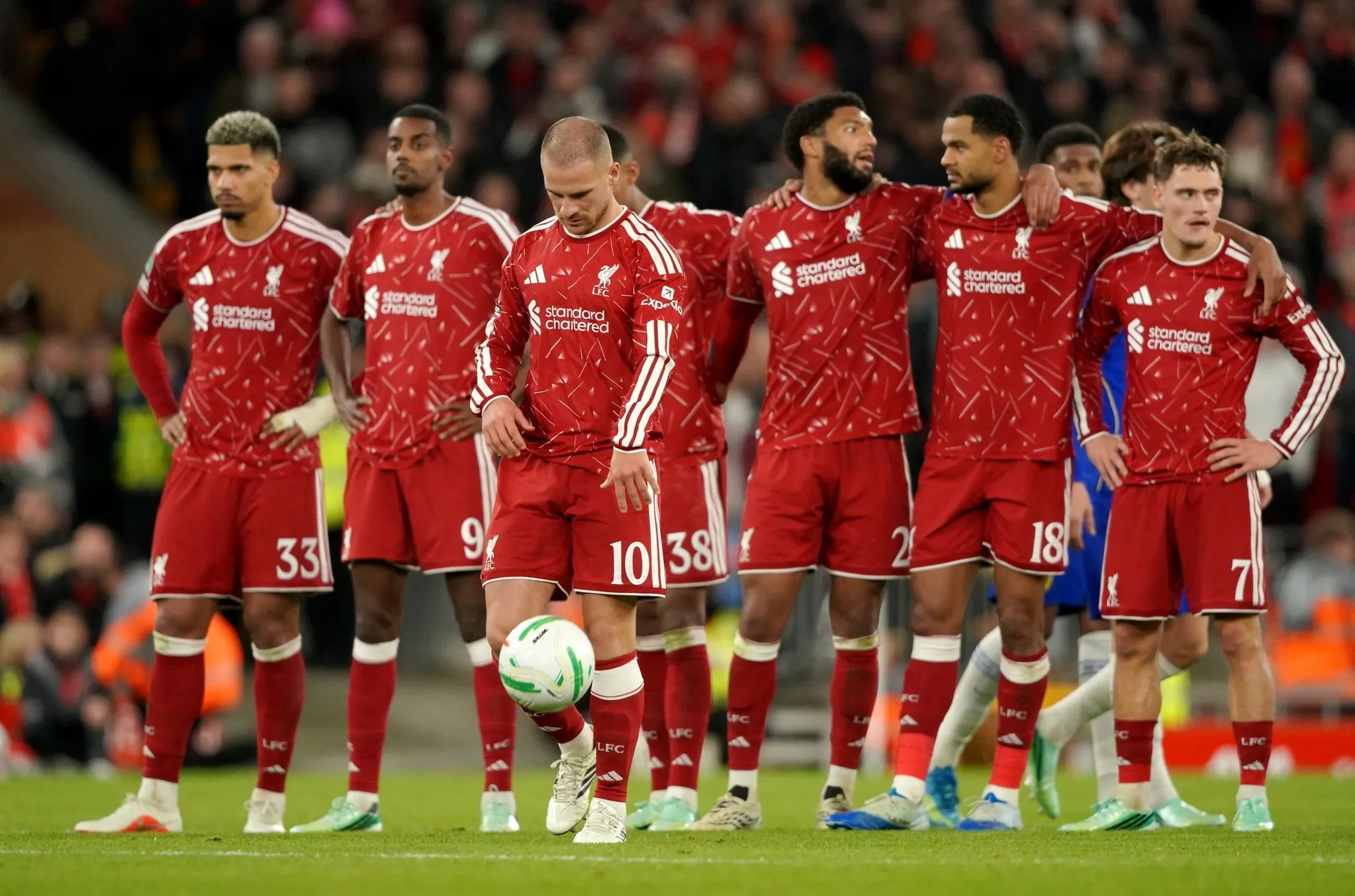 Fenerbahçe maçı öncesi Liverpool'da büyük kriz