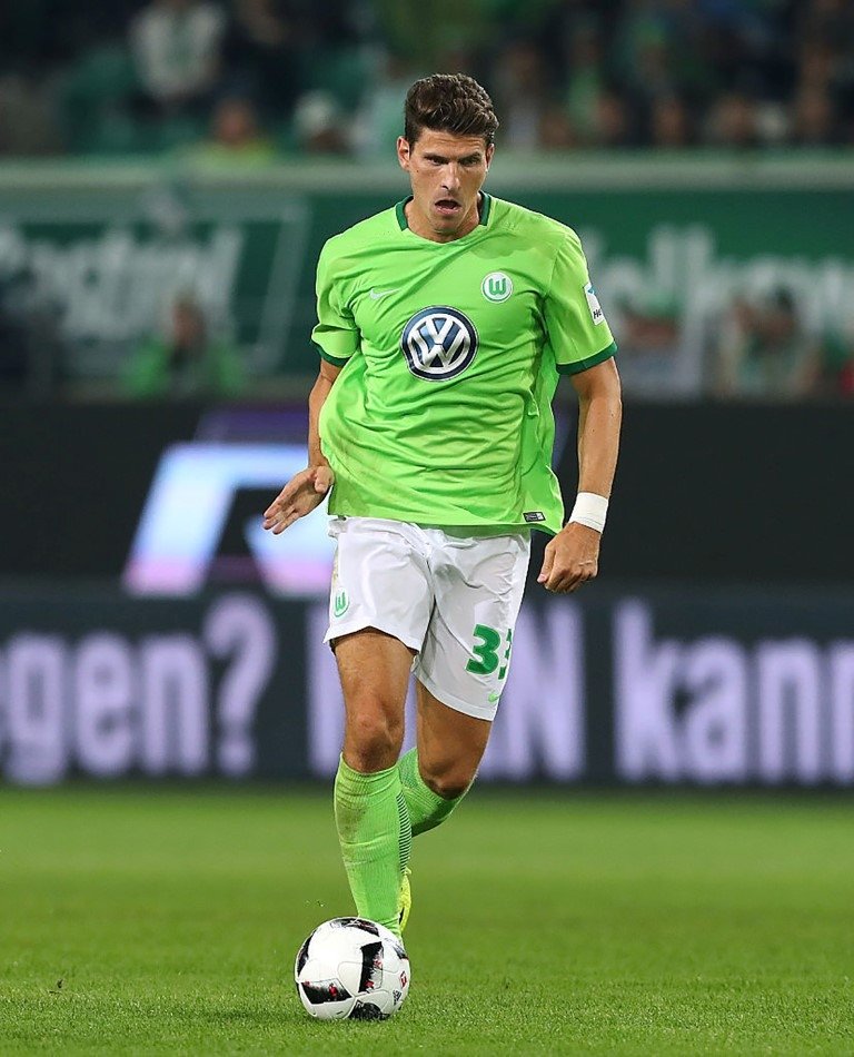 Mario Gomez’e büyük şok!