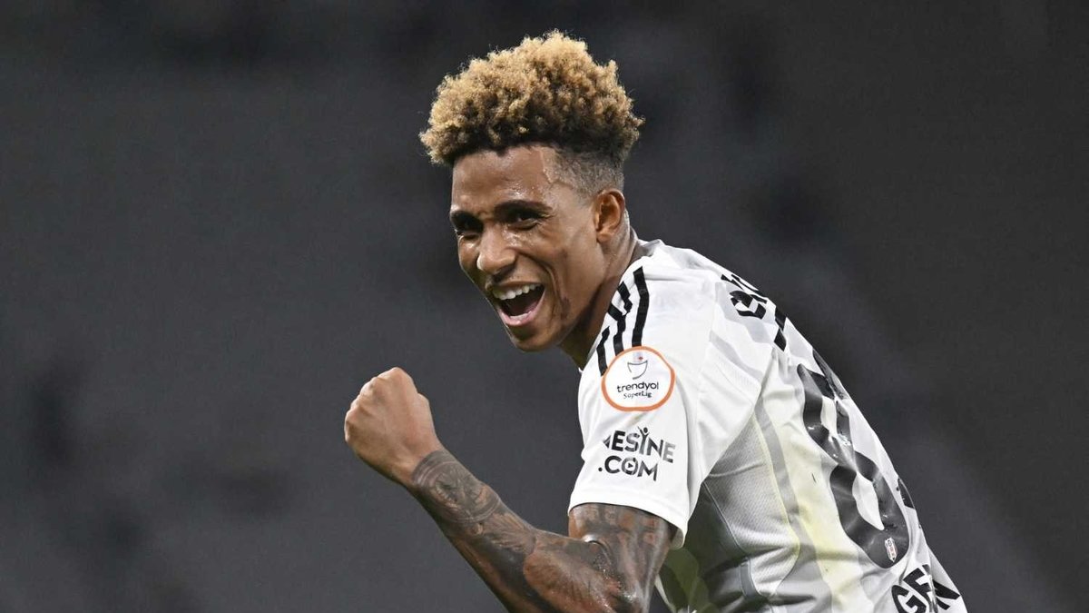 TRANSFER HABERİ | Gedson Fernandes Beşiktaş'tan ayrılıyor! Alacağı maaş belli oldu TRANSFER HABERİ | Gedson Fernandes Beşiktaş'tan ayrılıyor! Alacağı maaş belli oldu