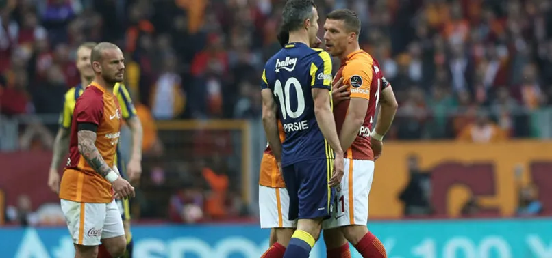 Robin van Persie, Feyenoord ile anlaştı