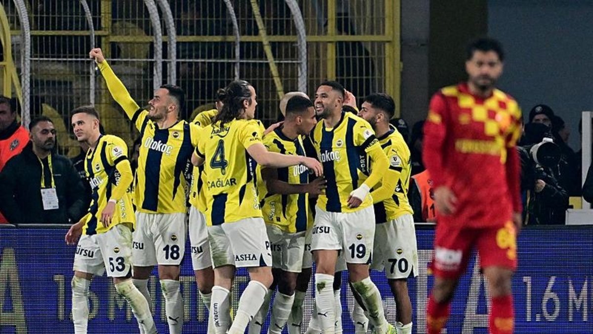 Fenerbahçe 3-2 Göztepe (MAÇ SONUCU - ÖZET) Fenerbahçe 3-2 Göztepe (MAÇ SONUCU - ÖZET)