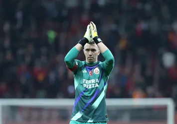 Muslera'dan sağlık çalışanına mesaj