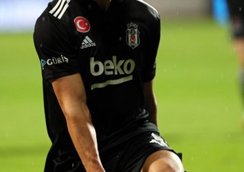 Beşiktaş'ta şok sakatlık! Kadrodan çıkarıldı