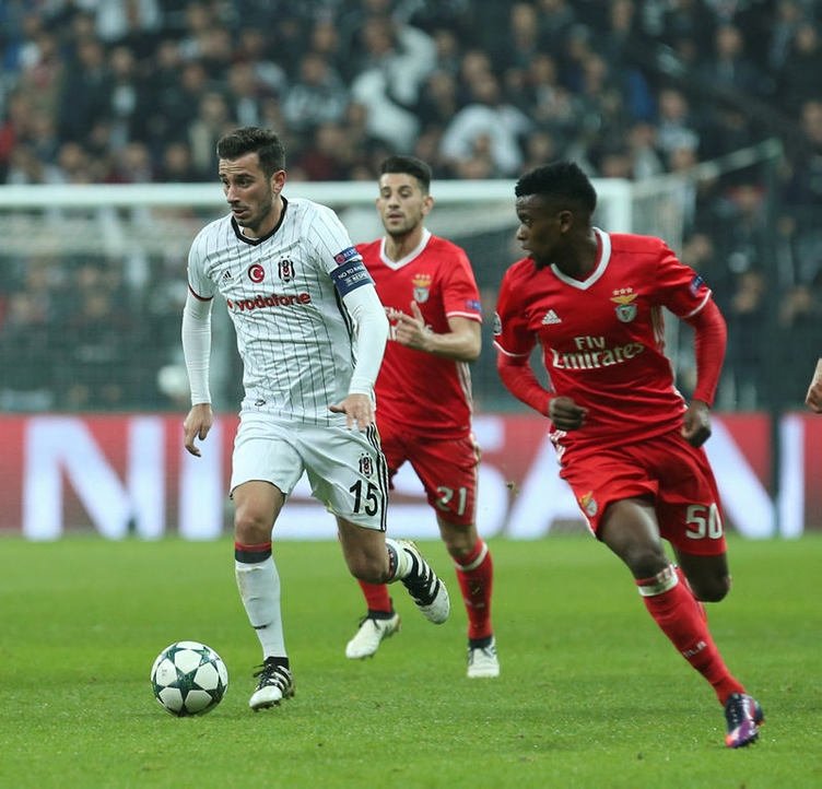 Oğuzhan Özyakup, Beşiktaş’ın teklifini kabul etti