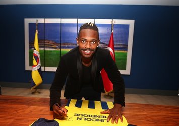 Fenerbahçe Lincoln Henrique transferini resmen açıkladı!