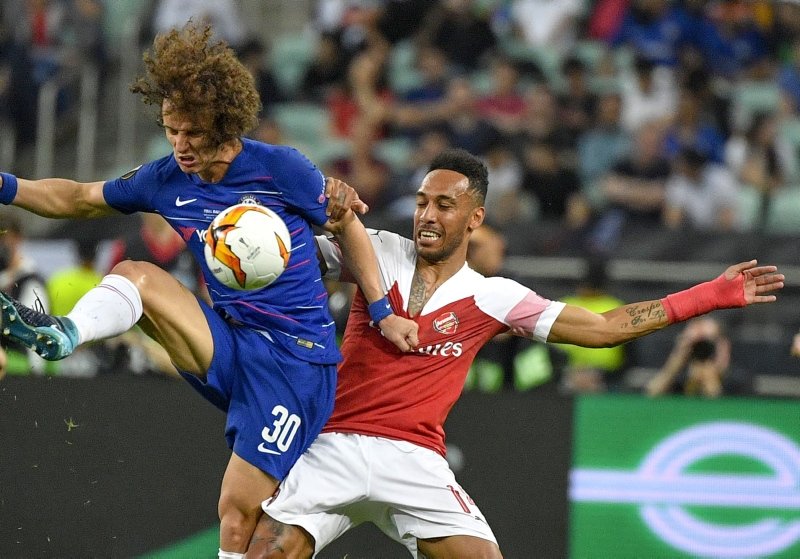 Bakü’de Mesut Özil’e Fenerbahçe mesajı