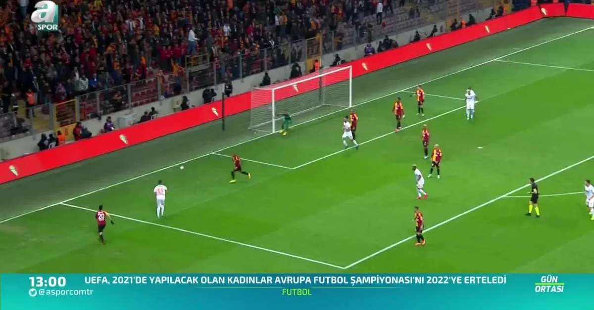 Galatasaray'da gündem maaş indirimi