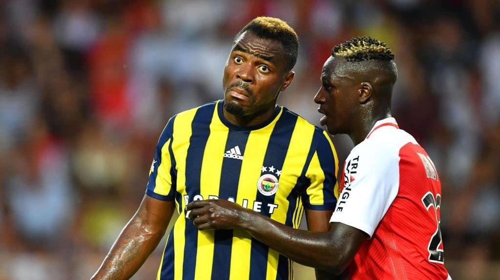 Takım arkadaşları Emenike’den şikayetçi