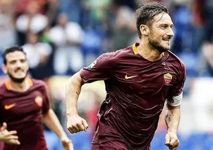 Totti'den büyük başarı!