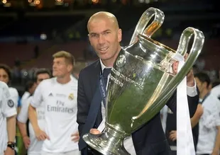 Zidane tarihe geçti