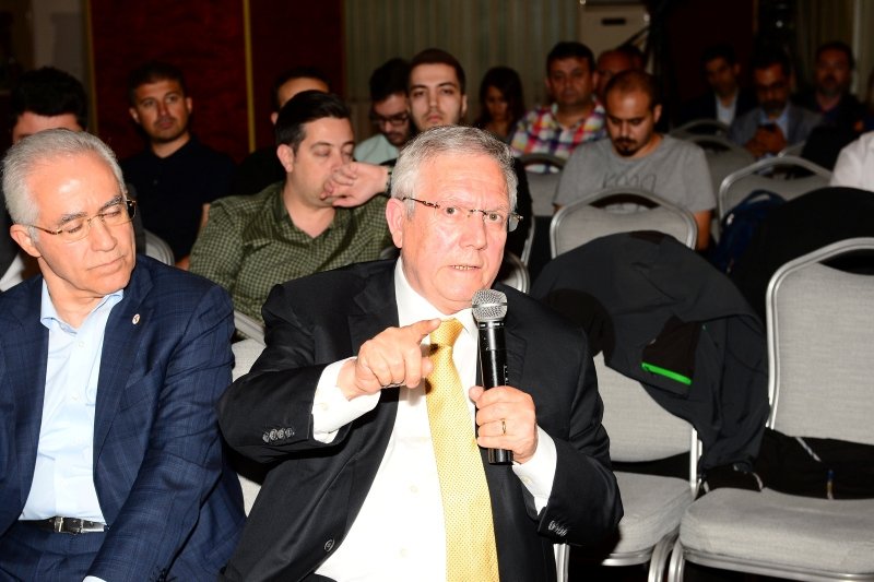 Aziz Yıldırım’dan Gomis itirafı: Aykut Kocaman istemedi