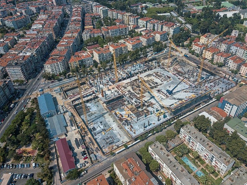 Göztepe Stadı yükseliyor