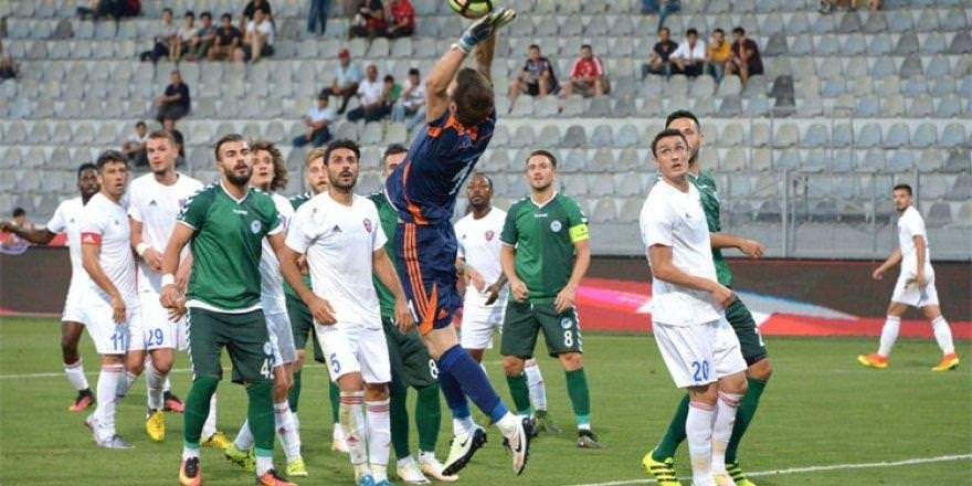 Süper Lig’e hakem hataları damga vurdu