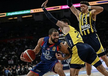 Derbi A. Efes'in!