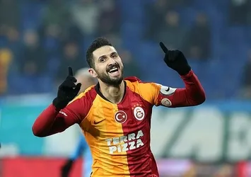 Galatasaray'da Emre Akbaba 11'e dönüyor