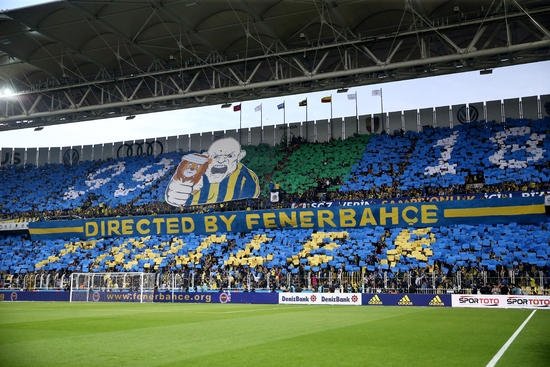 Fenerbahçe’den Galatasaray’a derbi sürprizi!